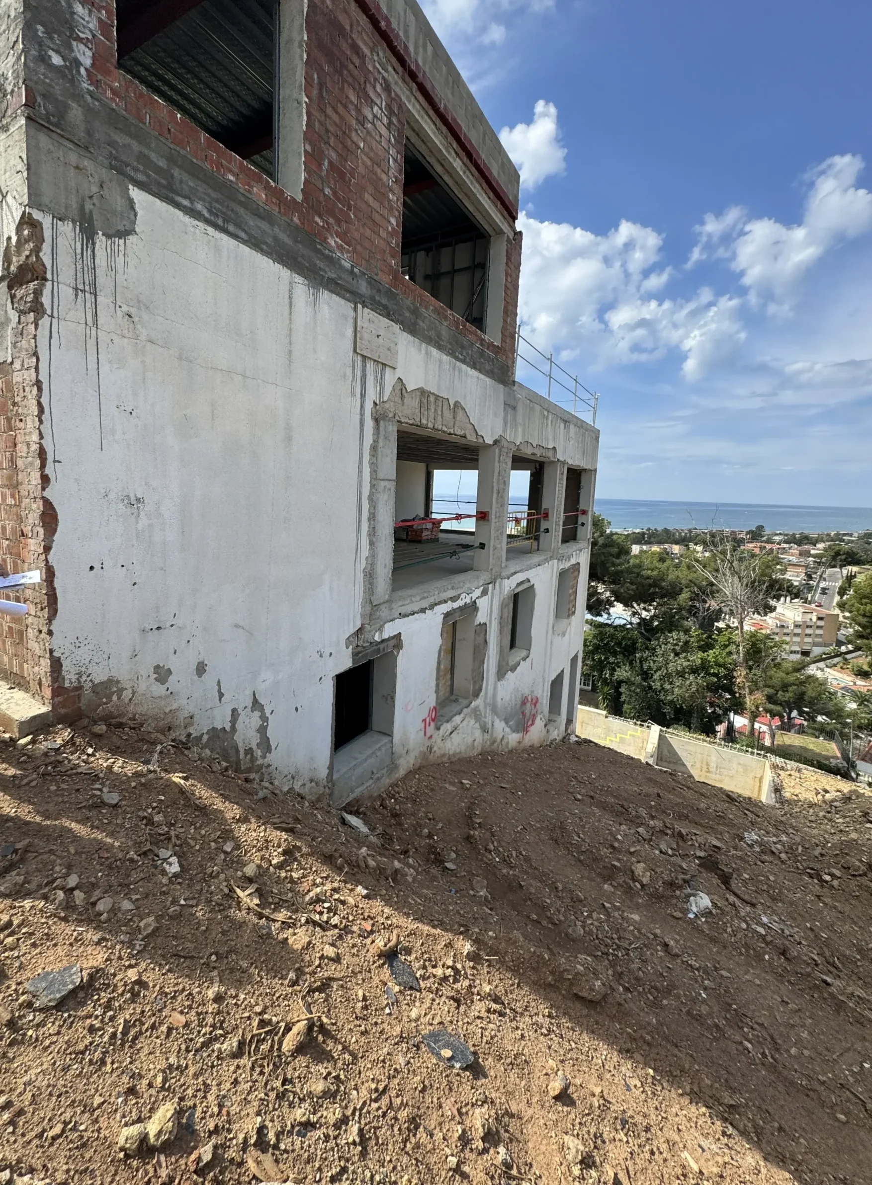 Construction stage of a complete residential renovation