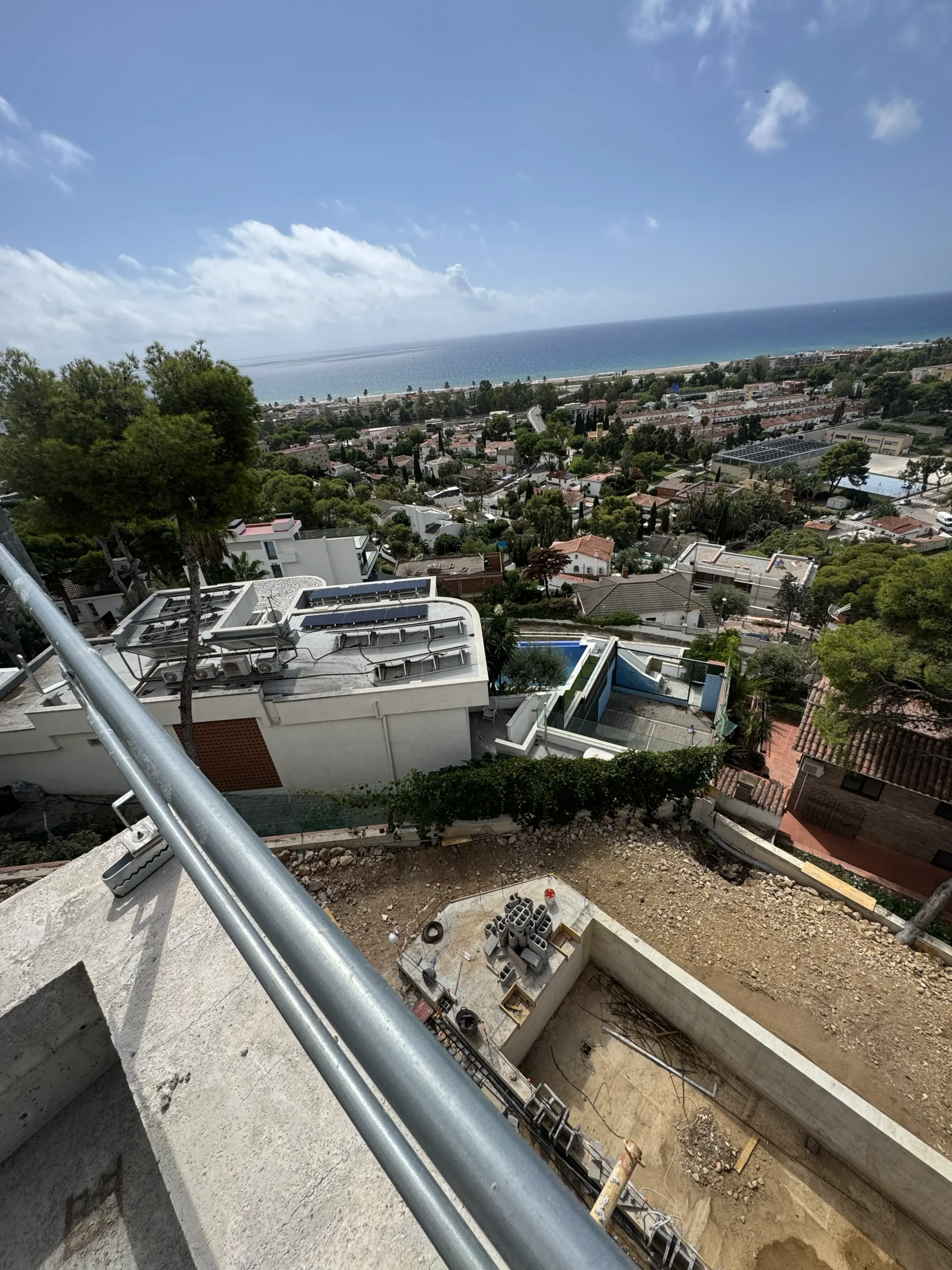 Vistas al Mediterráneo desde los balcones superiores antes de la reforma