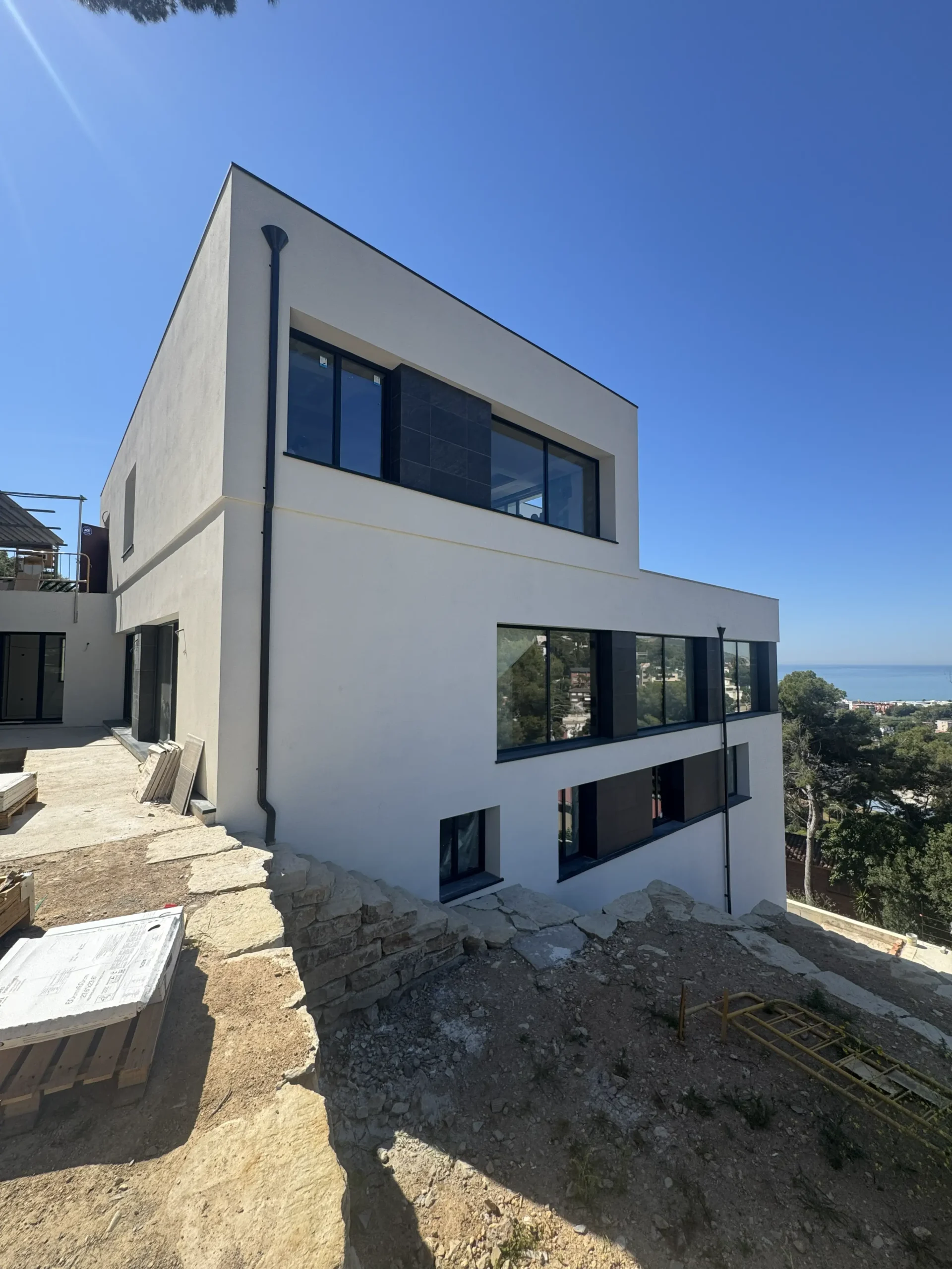 Completed luxury villa renovation in Castelldefels