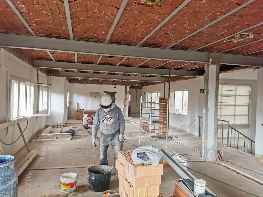 Pedralbes barcelona renovation – derribos y apeos foto  008