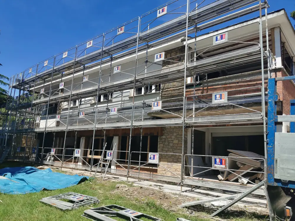 Pedralbes barcelona renovation – inicio trabajos en fachada 004