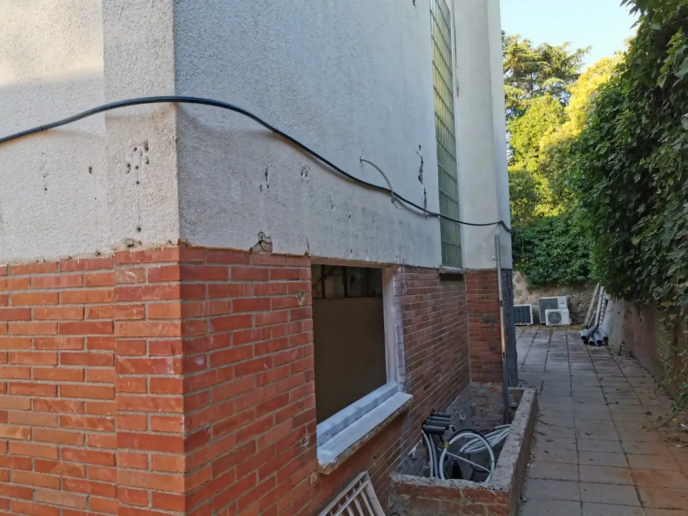 Pedralbes barcelona renovation – preparacion instalacion maquinas de climatizacion 001