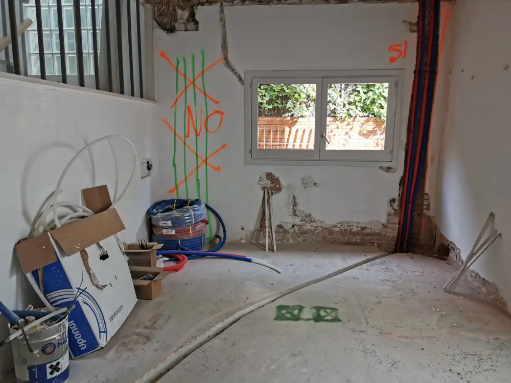 Pedralbes barcelona renovation – preparacion instalacion maquinas de climatizacion 003