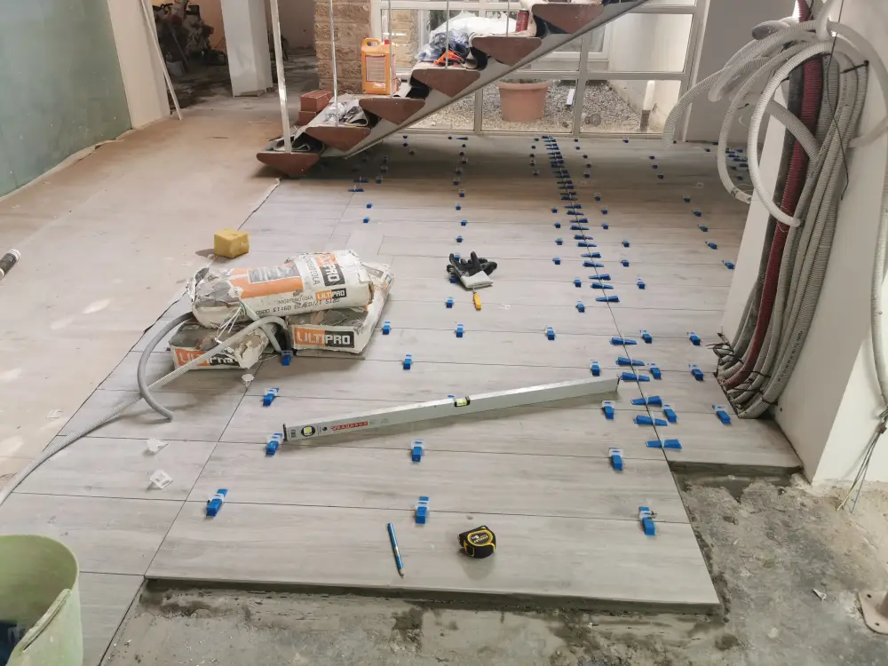 Pedralbes barcelona renovation – suelo y falso techo proceso  005