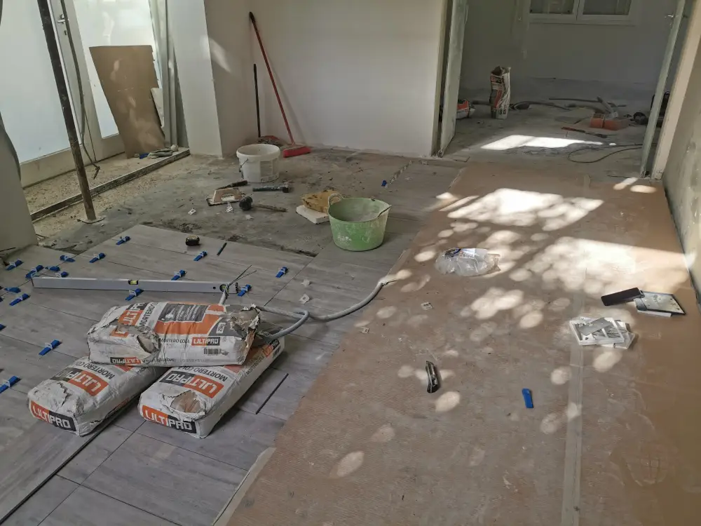 Pedralbes barcelona renovation – suelo y falso techo proceso  006