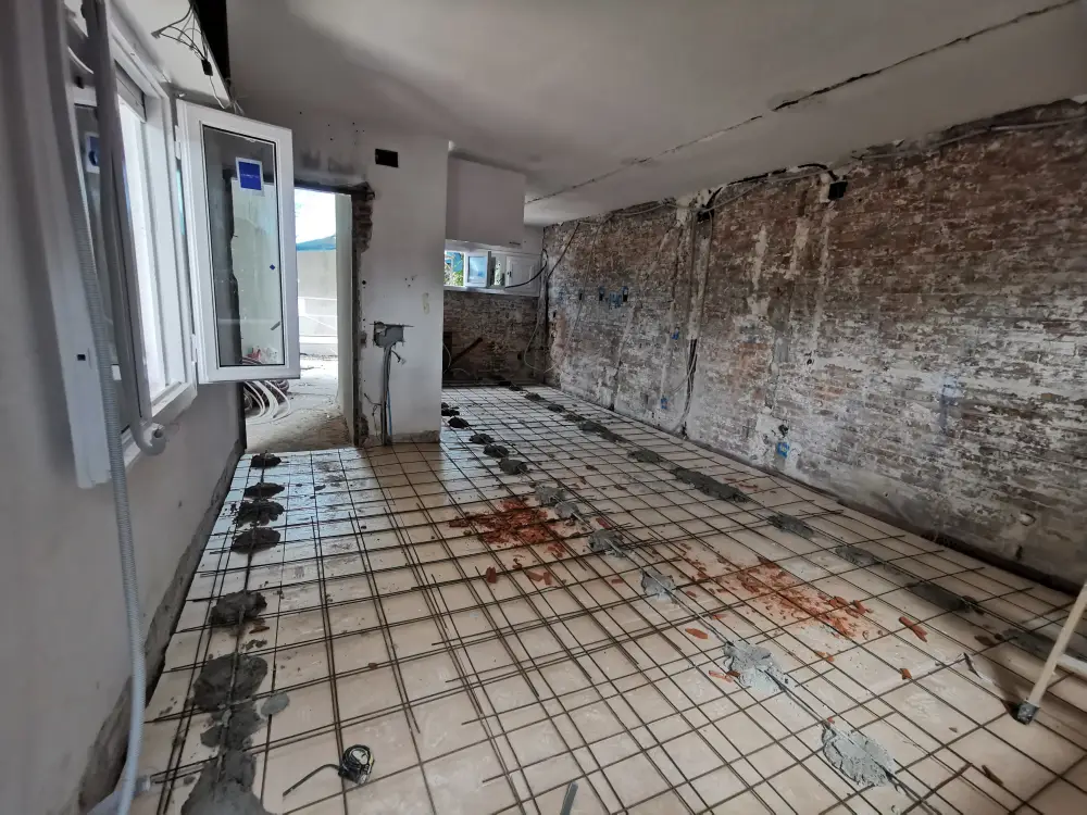 Pedralbes barcelona renovation – suelo y falso techo proceso  008