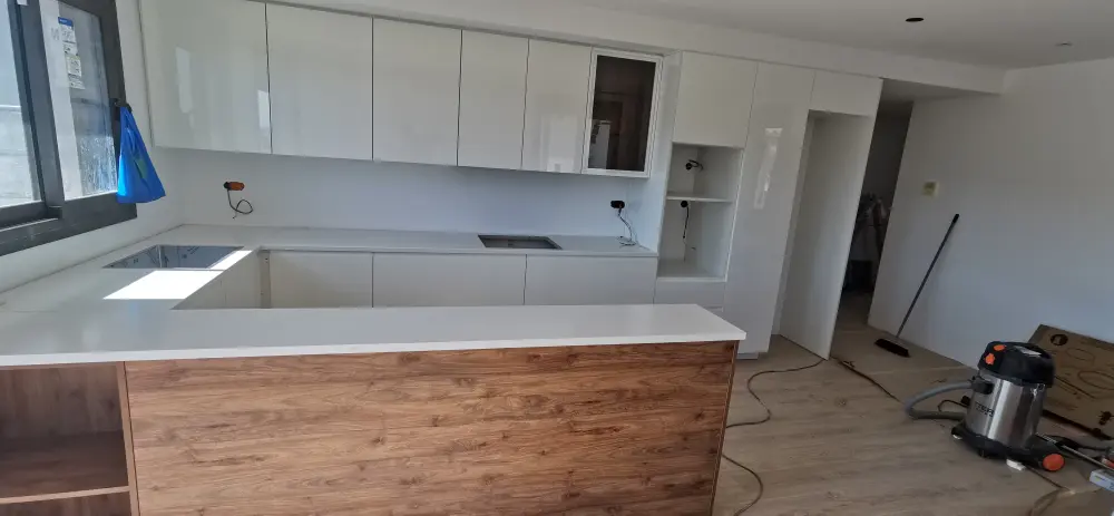 Completed kitchen interior renovation in Viladecans